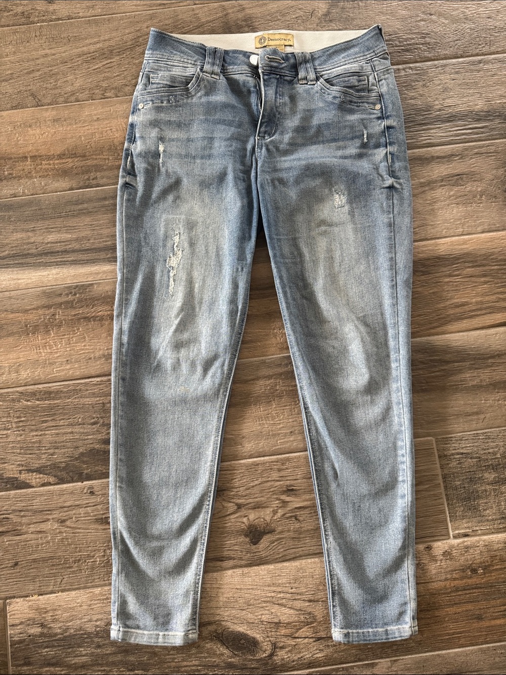 Democracy Light Wash Distressed Jeggings - Light Blue